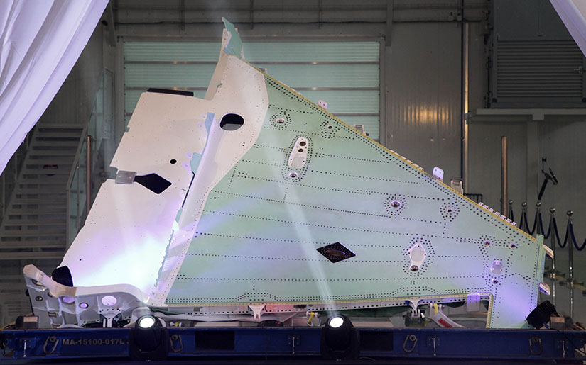 הכנף ה-100 של מטוס הקרב המתקדם ה-F-35 (צילום: התעשייה האווירית)