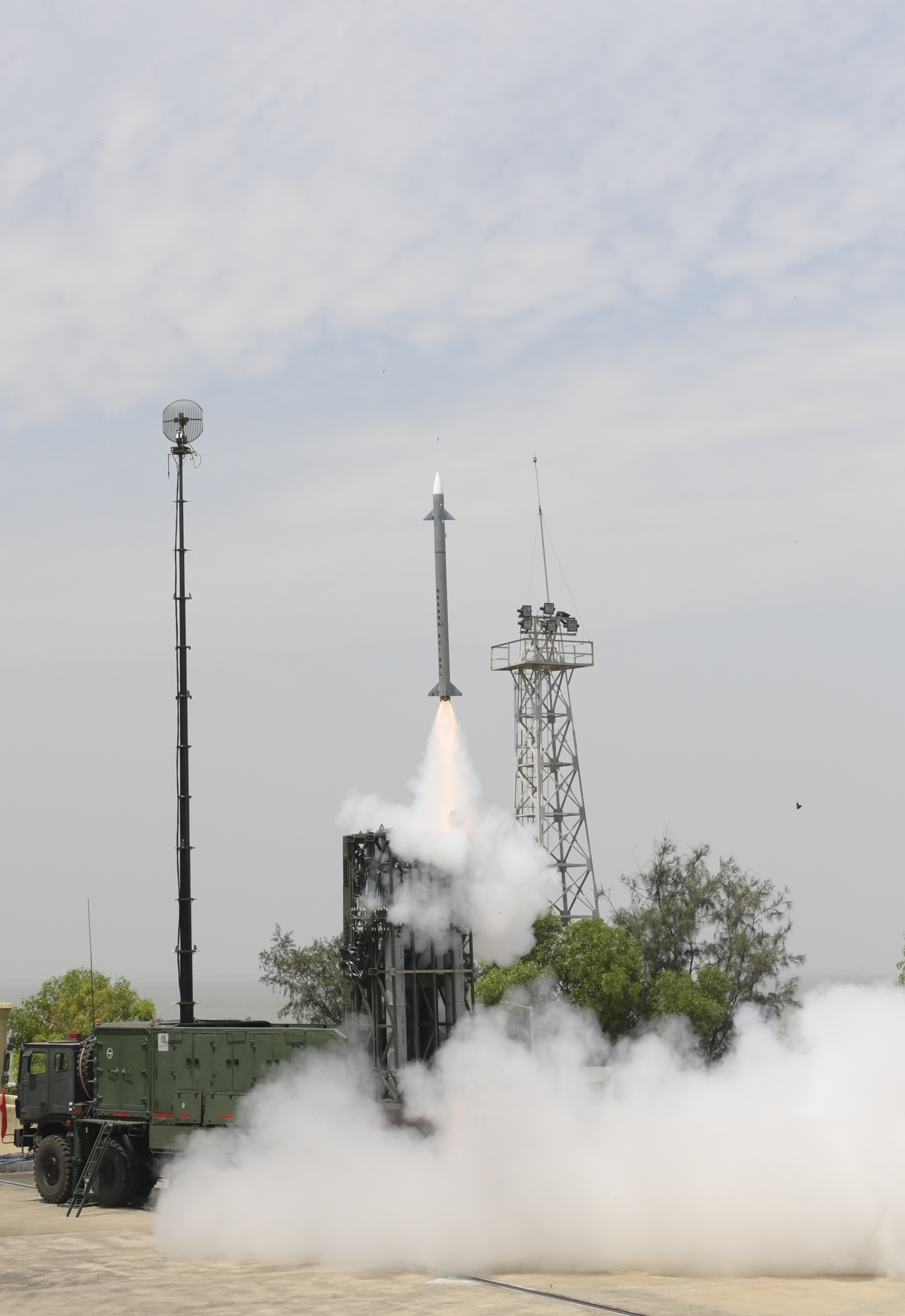 מערכת הברק 8 בהודו (צילום: DRDO)